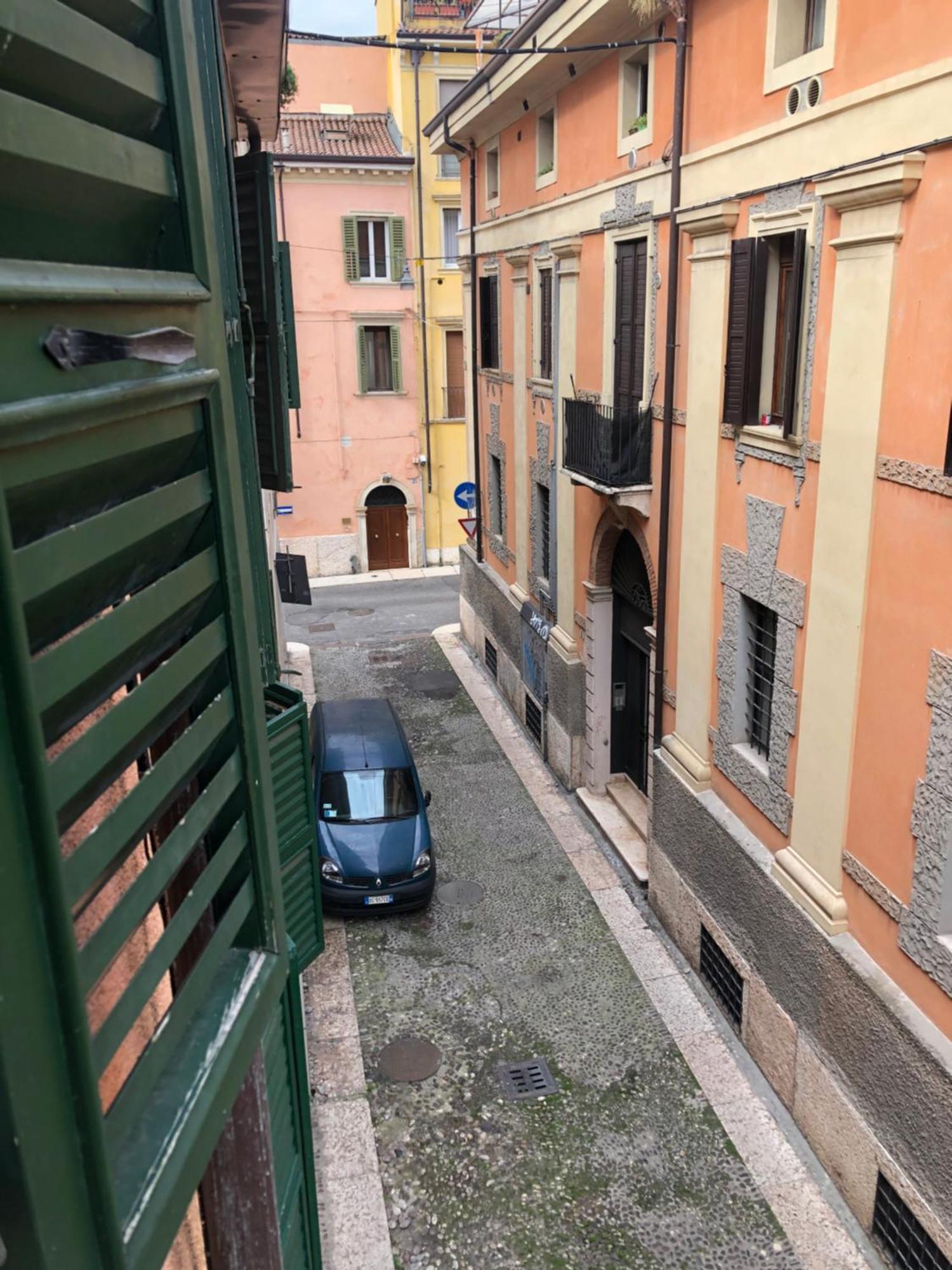 Ferienwohnung La Terrazza Di Aida Verona Exterior foto